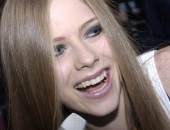 Avril Lavigne - Picture 22 - 1024x768