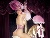Dita Von Teese - Picture 5 - 600x800