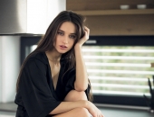Gloria - Picture 2 - 1826x2739