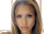 Jessica Alba - Picture 7 - 1024x768