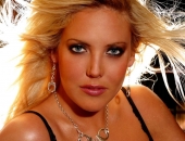 Mercedes McNab - Picture 25 - 1024x768